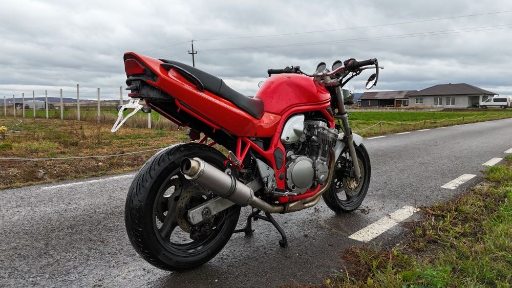 Suzuki bandit 600 (Limitat A2) gsxr,CBR,zx6r,rr