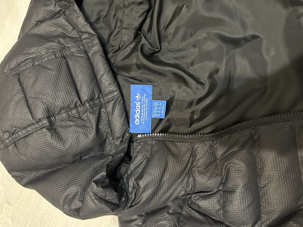 Черно дамско яке adidas