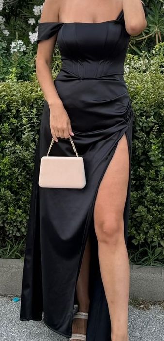 Официална черна рокля сатен