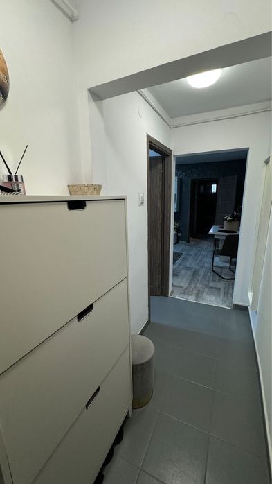 Vand Apartament cu 2 camere in Salaj/Rahova.Renovat si Mobilat!