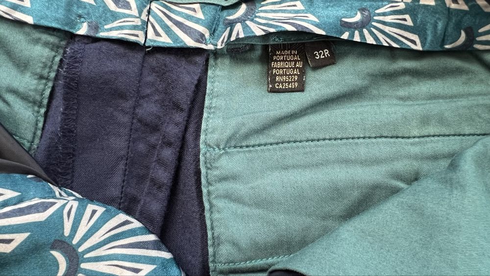 Мъжки официален панталон от вълна на Ted Baker. Дължина;105, ширина:86