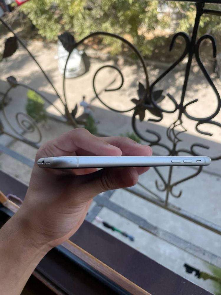 Iphone Xr XR ideal srochna 78 radnoy