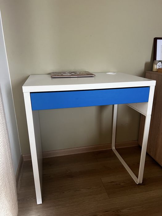 Бюро Ikea Micke Идеално