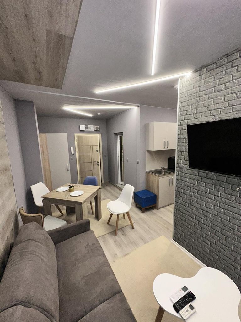 Дава се под наем Двустаен апартамент в София, Витоша - 58 кв.м за 600 € - Снимка #3