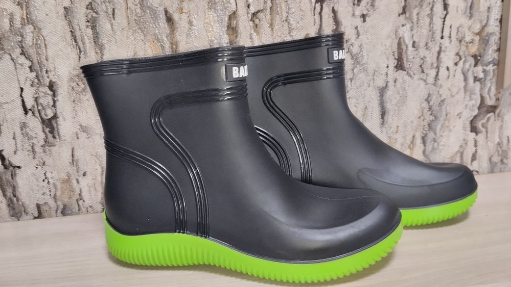 Резиновые сапоги