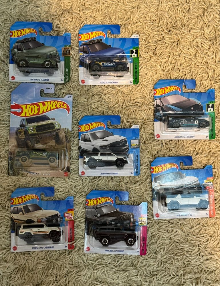 Masinute Hotwheels in Blister Neon Fortza Premium Noi BMW Porsche Audi