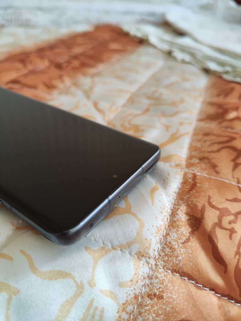 Xiaomi 12 display
