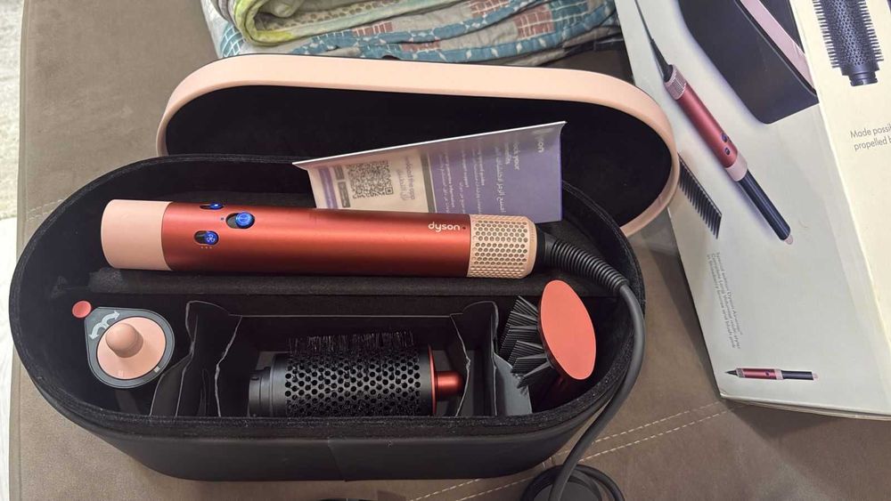 ПРОДАМ Dyson Airwrap Complete Long Volumise HS05