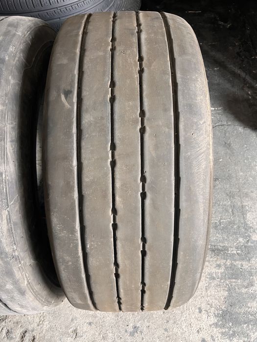 2 anvelope camion 385/55/22.5 , Michelin , DOT 2023 , 8-9 mm