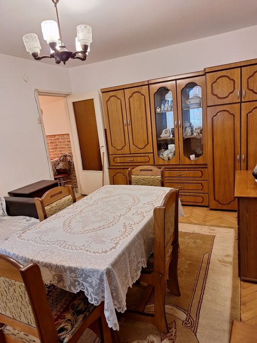 Închiriez apartament 2 camere