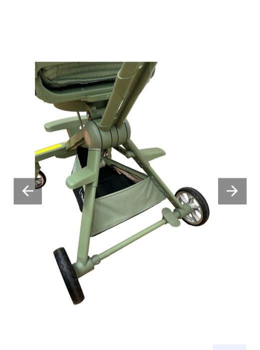 Carucior compact pt calatorii cu avionul