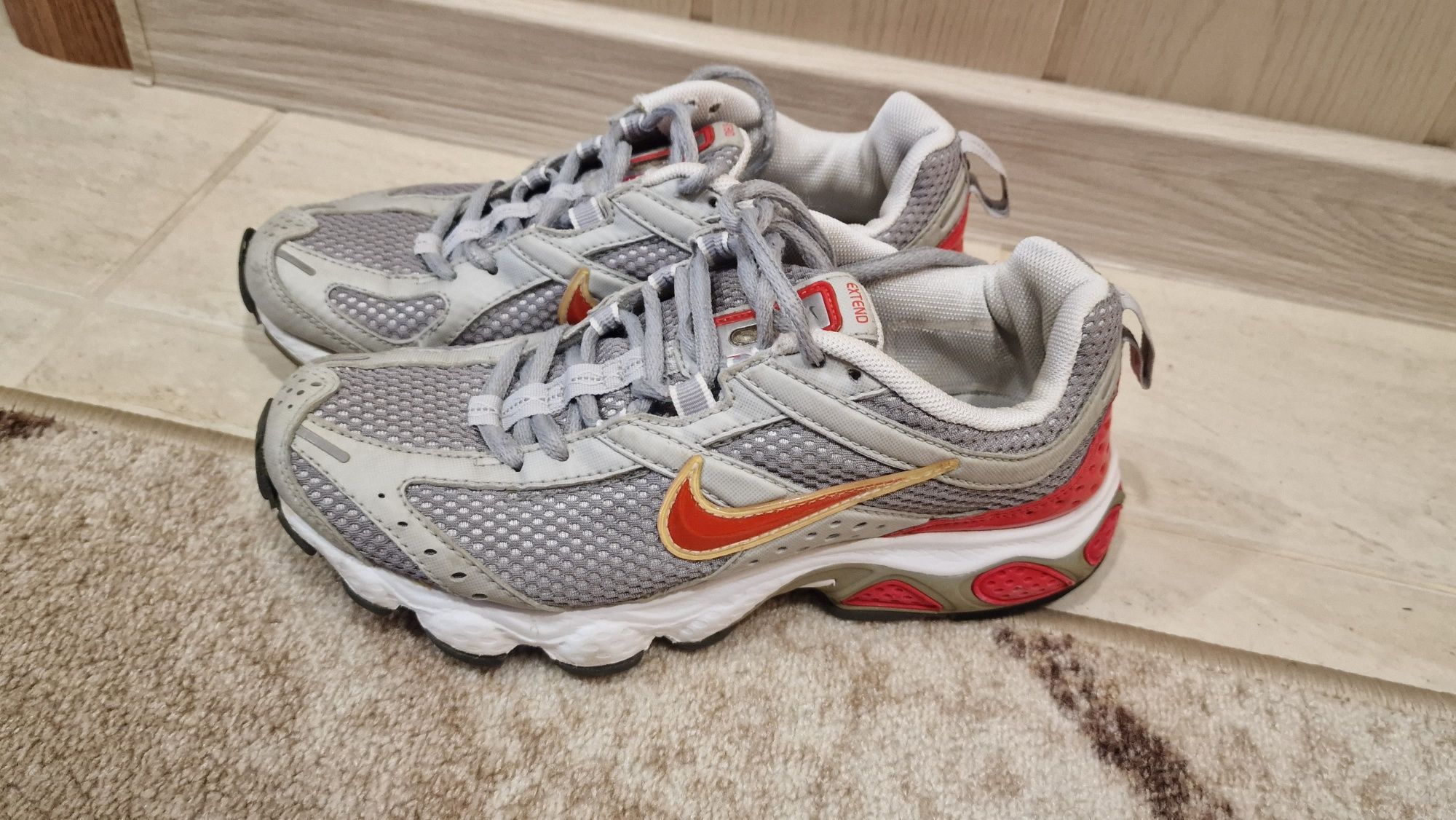 Nike Air 37 номер