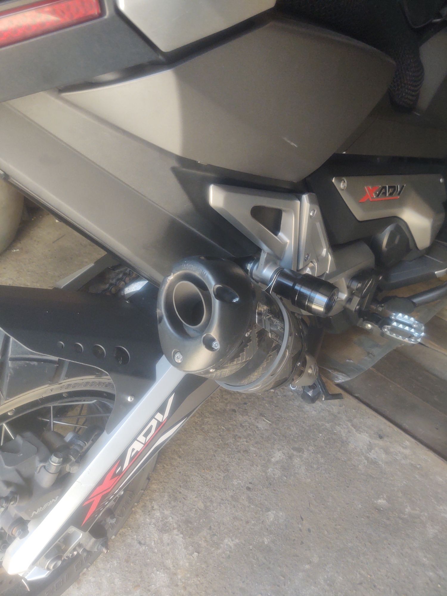 Ауспух two brothers за honda x adv 750