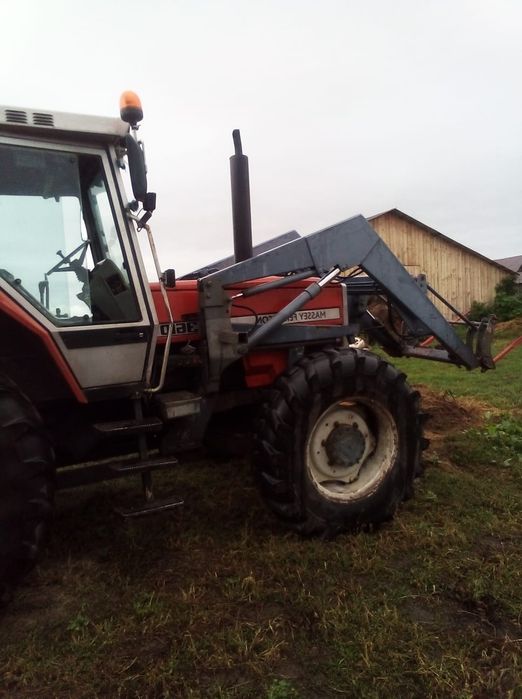 Massei Ferguson 135cp cu încărcător  frontal