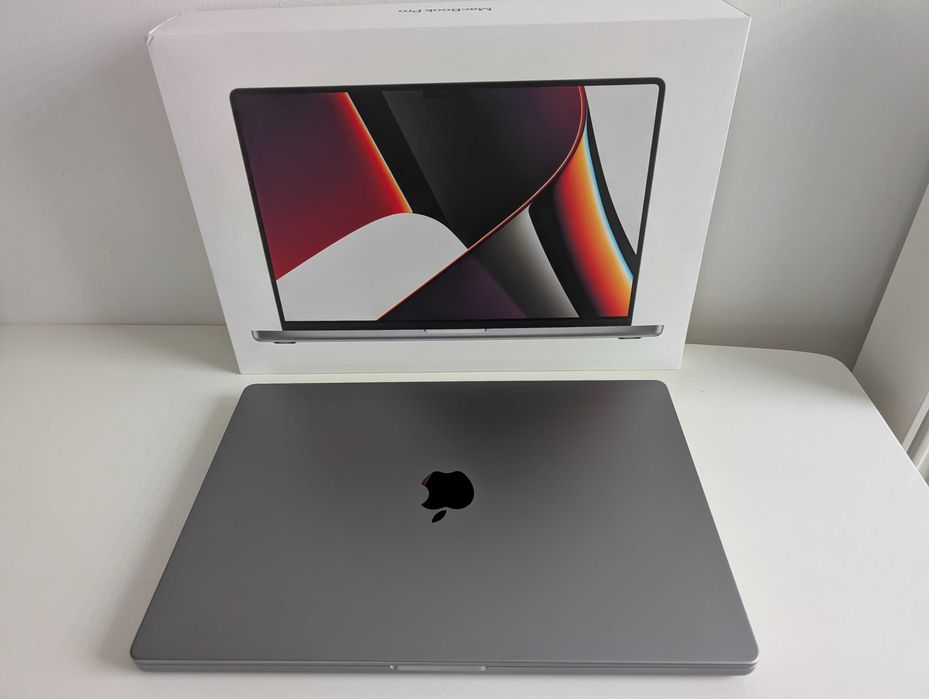 MacBook Pro 2021 16" M1 Max 32GB/1TB