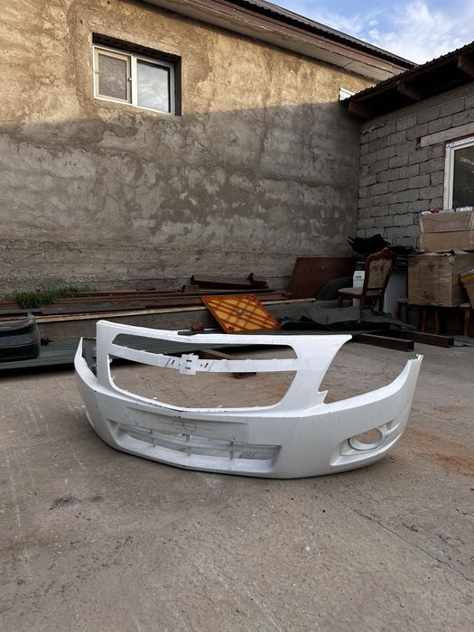Кобальт бампер передний