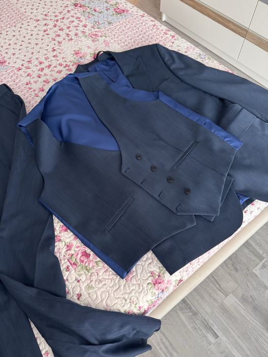 Set Costum pentru barbati.