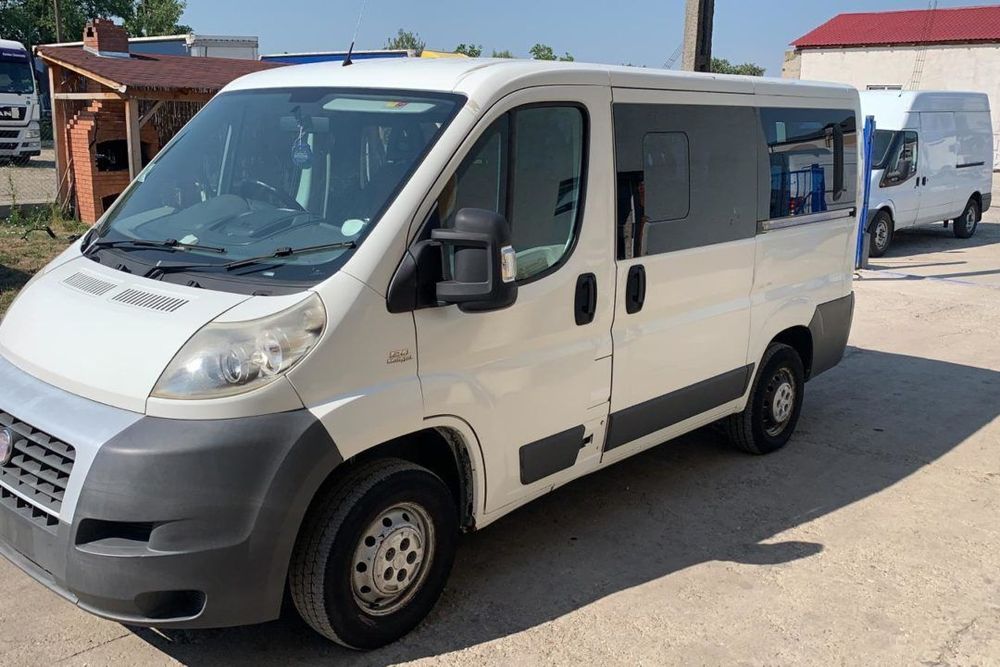 Dezmembrez Fiat Ducato microbus 8+ 1 locuri 2006-2014 Euro 4 Euro 5