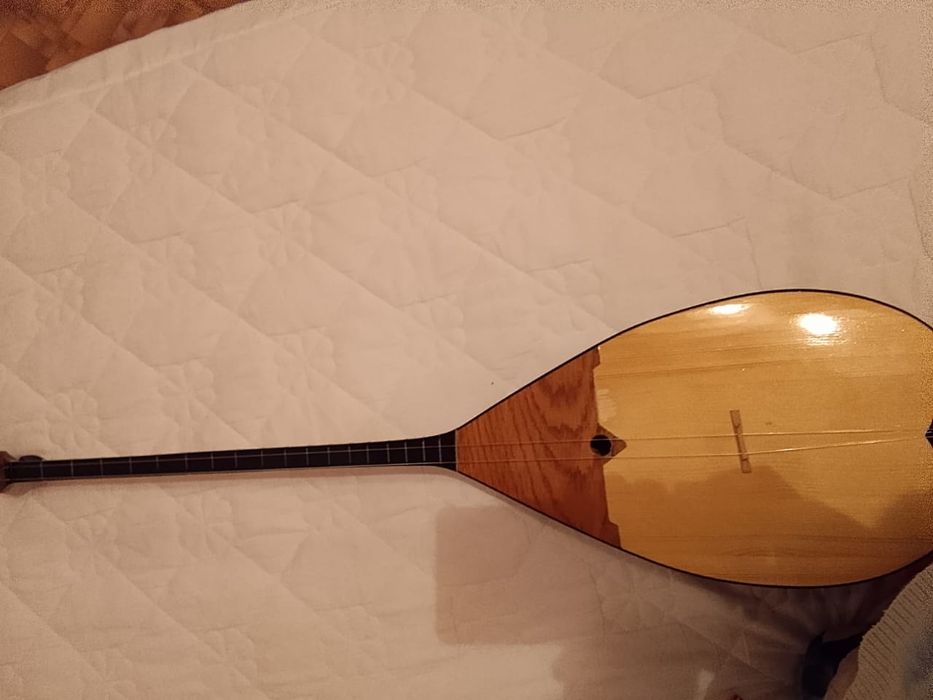 Домбыра с чехолом