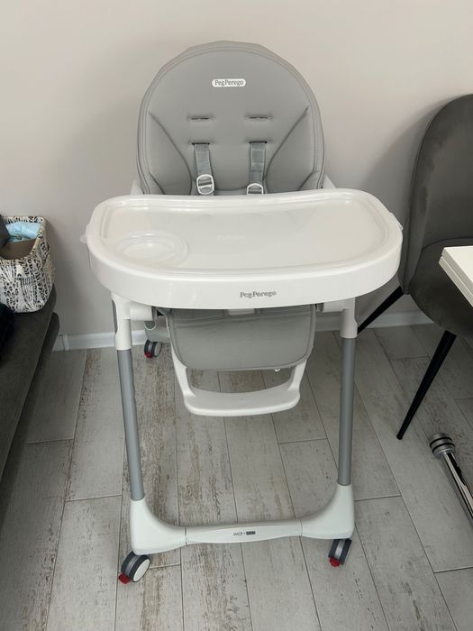 Стол за хранене Peg perego