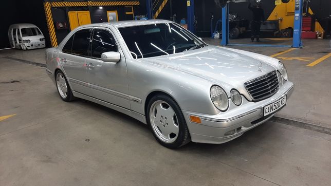 Mercedes benz w210, 2002