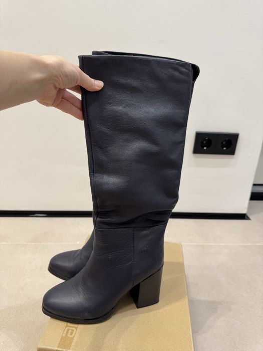 Продам зимние сапоги