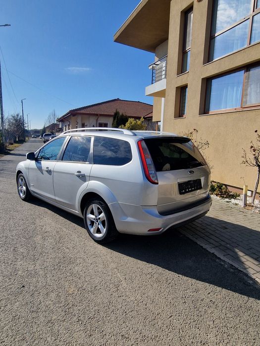 Vând Ford Focus ,motor 2.0 TDCI Euro 5,cutie de viteze automată
