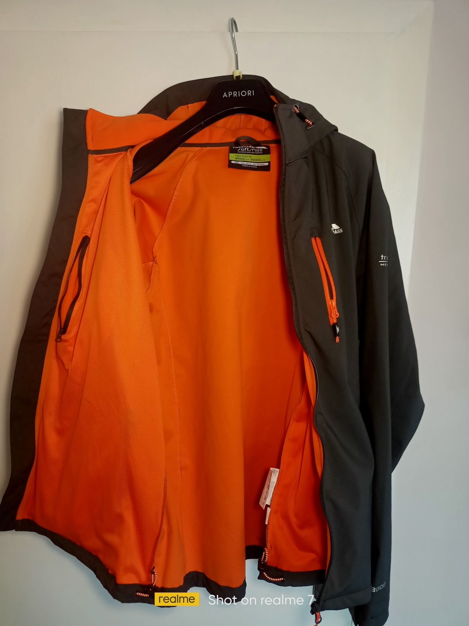 Trespass Softshell 8000mm водоустойчиво и ветроустойчиво яке