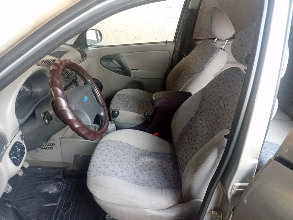 Лада Калина сотилади