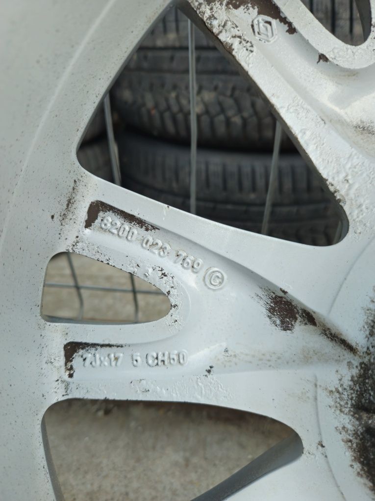Джанти Renault Silverstone 17 цола , 5х108 , 7j , et50 ,  225/45/17