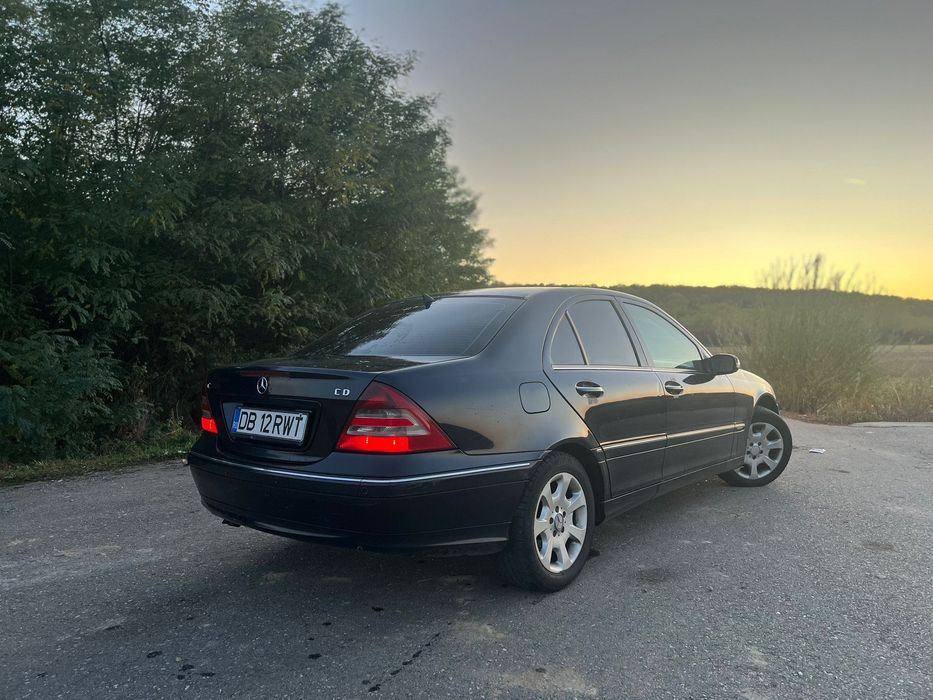 Mercedes-Benz C class w203