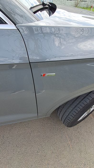 Audi Q5  QUATRO S LINE  2.0 .190cp..2019 ..170 000 km