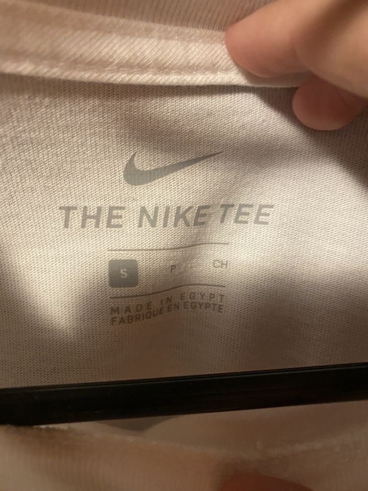 vand tricou nike masura S