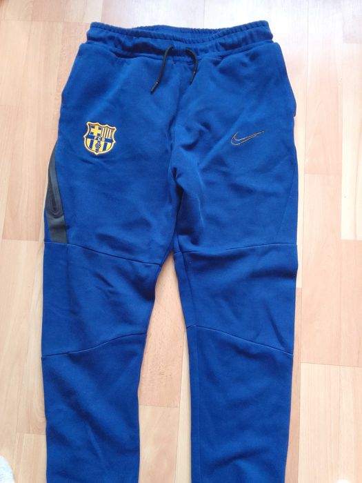 Nike Dri-Fit S.Nike  Dri-Fit Barcelona M-S.Като ново.
