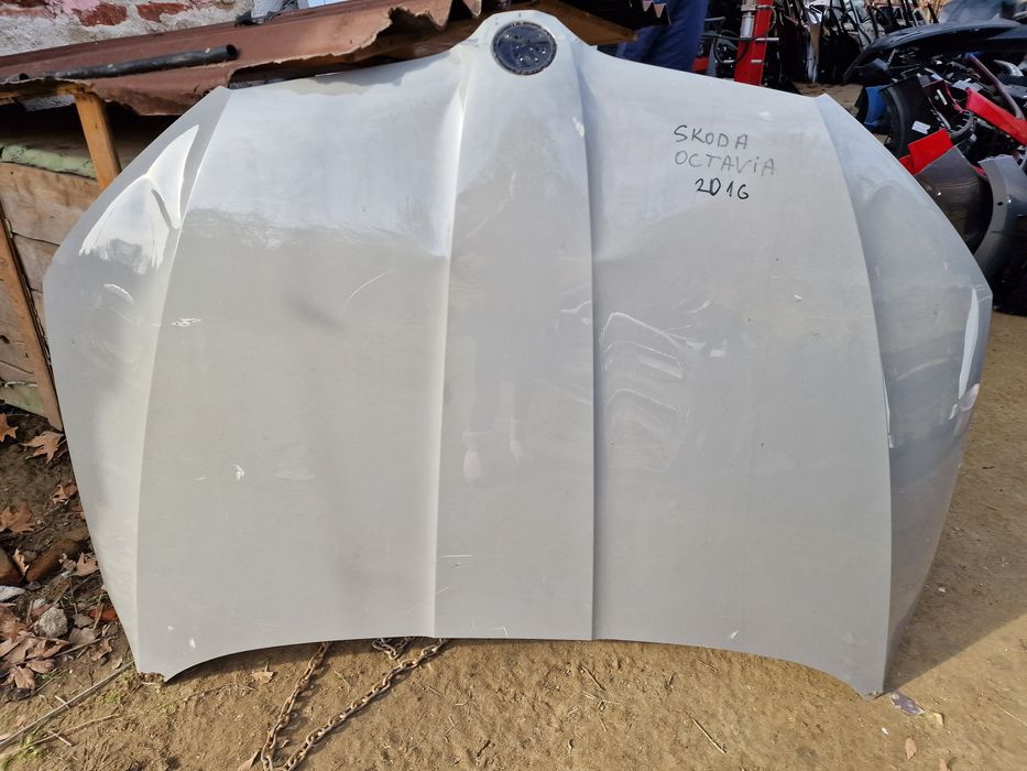 Skoda Octavia 2016 преден капак