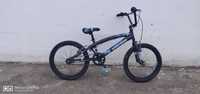 Bicicleta Bmx cu roti de 20 inch