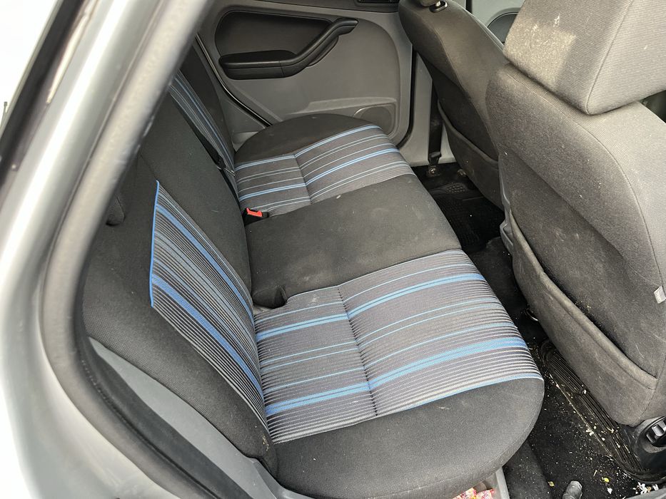 Vand urgent ford focus MK 2 faceliftul 2008 motor 1. 6 disel