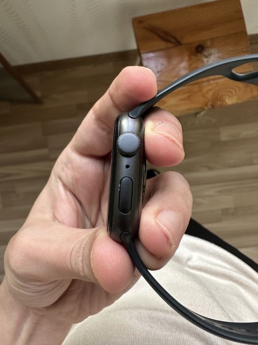 Apple Watch SE 44 mm 2020