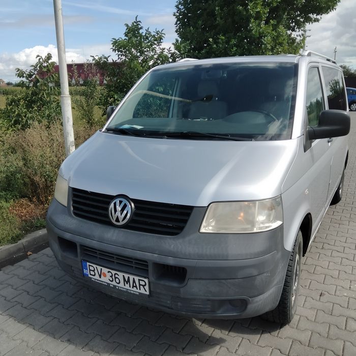 Vând Volkswagen Caravelle