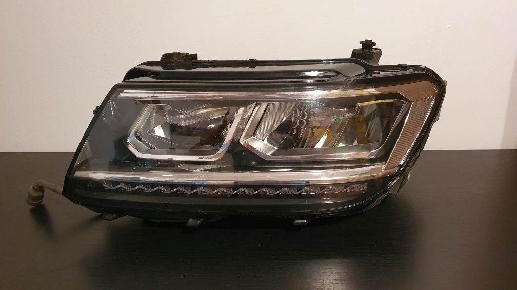 Far stanga full led adaptiv VW Tiguan 5N