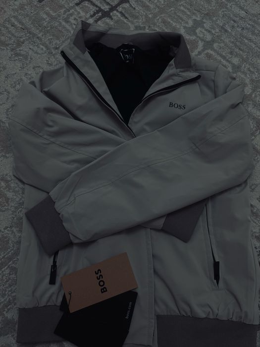 Осенный ветровка