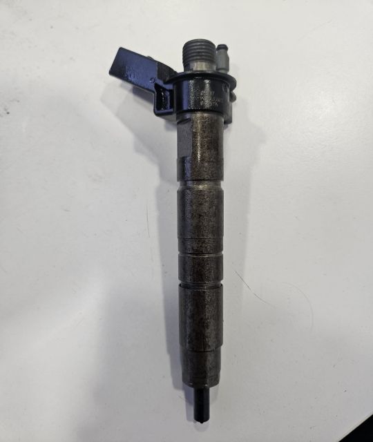 Injector motorina 0445116024 BMW Seria 5 F10 seria Sedan 530d Steptro