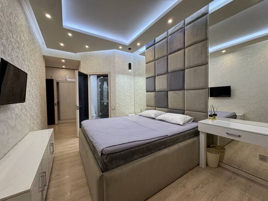 Продается квартира 5ти комнатная,ул Шота Руставели,151м2