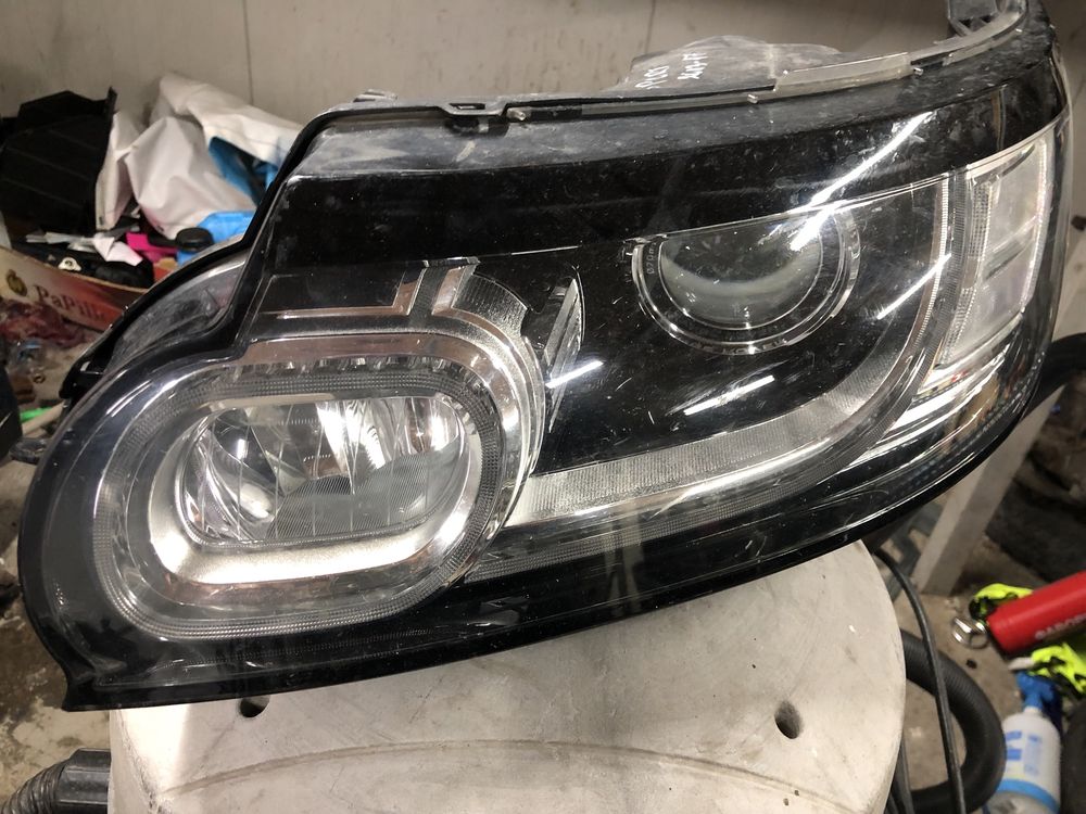 2 броя ляв Range Rover Sport