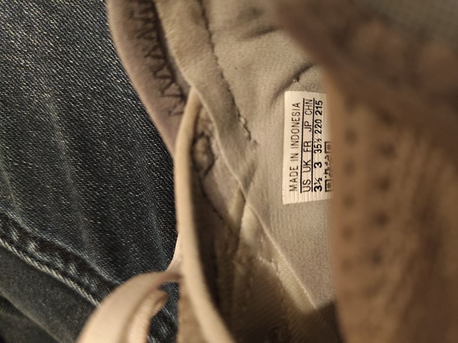 Ghete de fotbal copii ADIDAS PREDATOR ACCURACY.3 FG J 35.5
Ghete de fo