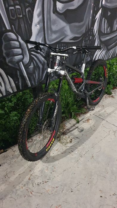 Продавам commencal furious