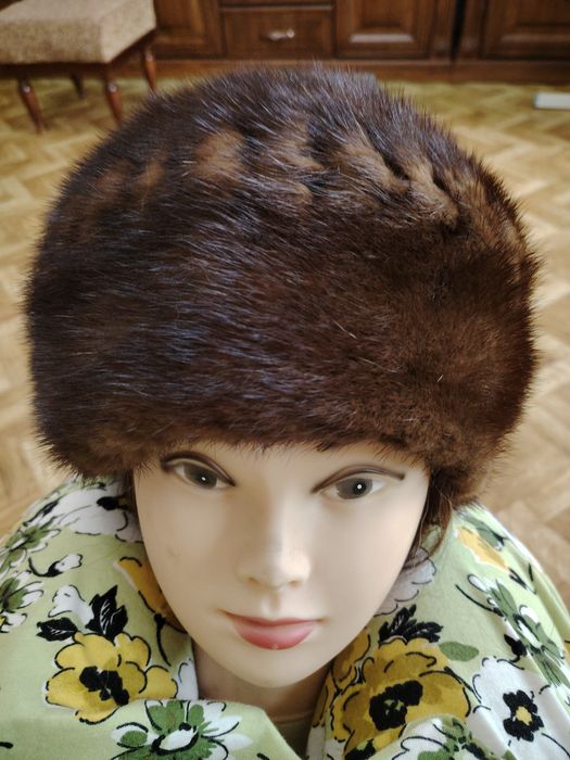 Шапки норка б/у три штуки