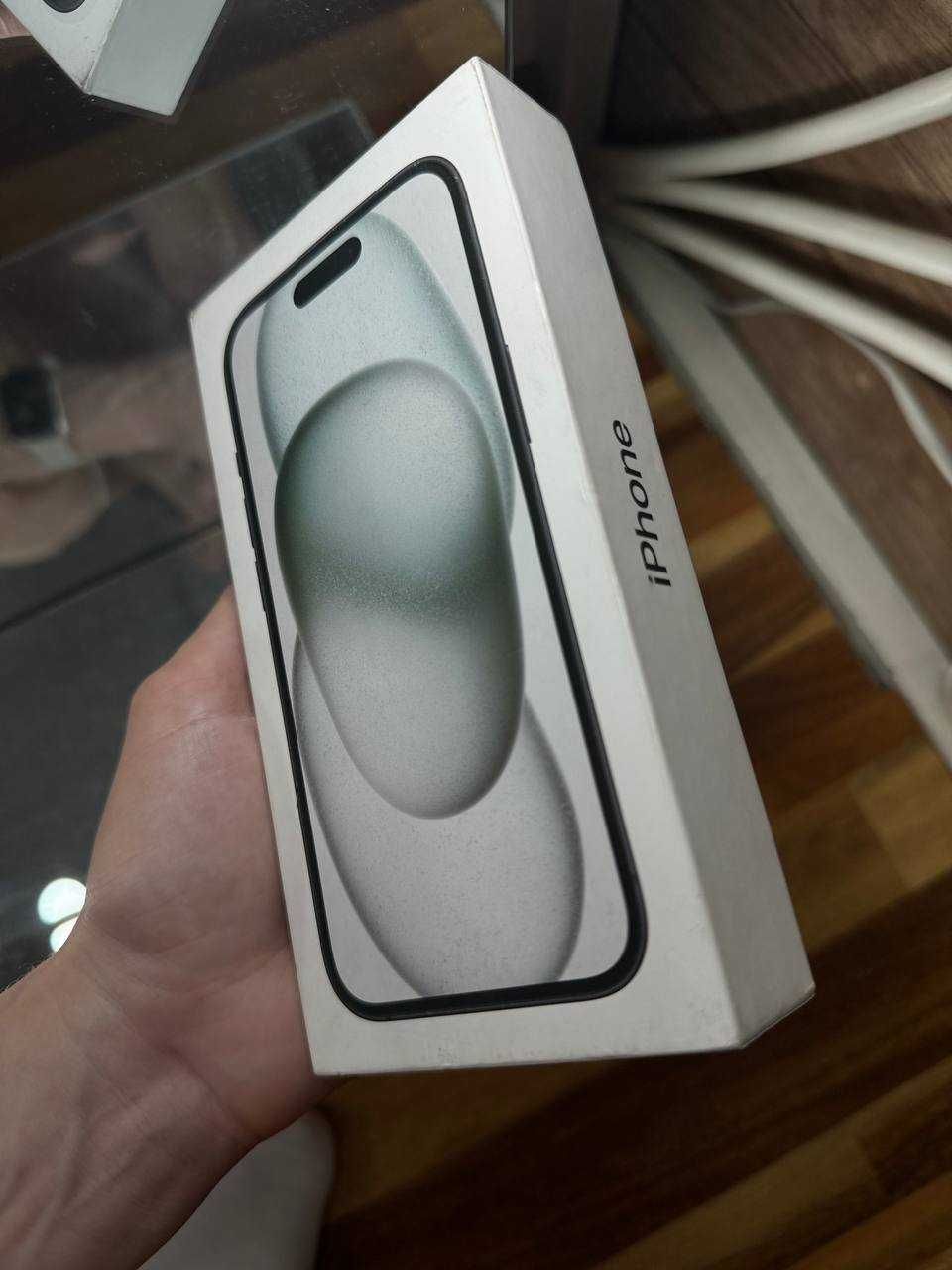 Apple iPhone 15 Natural Titanium 128 GB