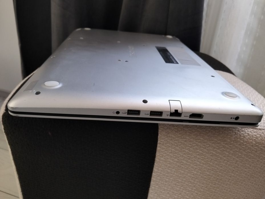 Laptop Dell inspirion 17 5770