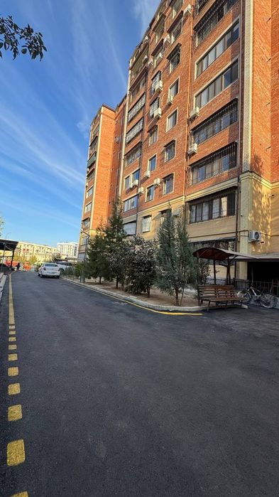 Шикарная 3 комнатная квартира Юнусабад 9 квартал Новостройка